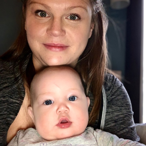 Meet your Posher, Ainsley - Picture 2 of 2